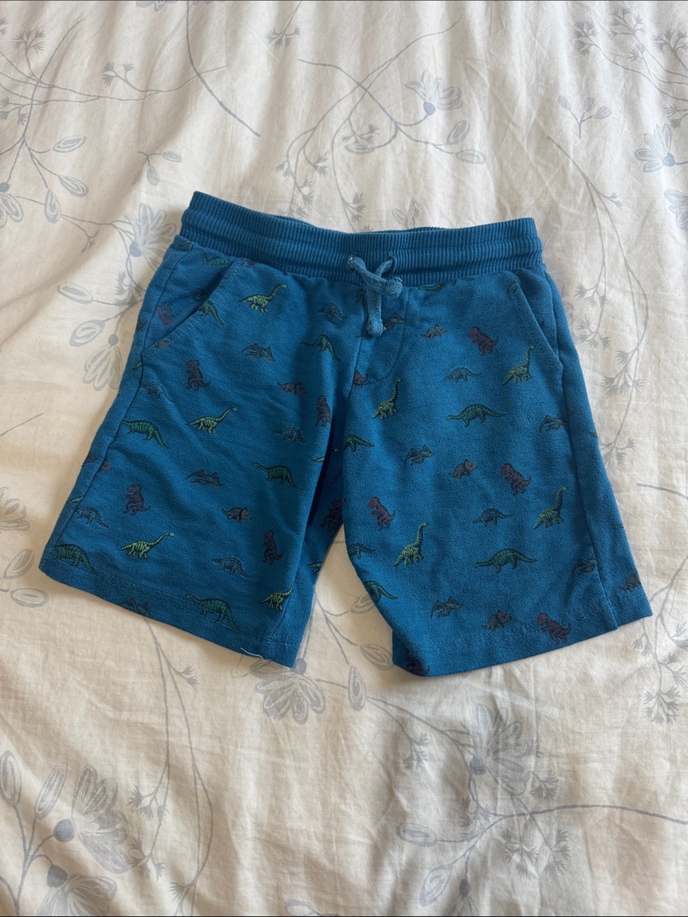 ⭐️Faze 1 Boys Disnosaur Printed Shorts (Size: 7)